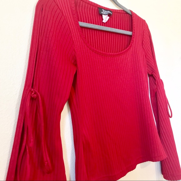 Great American Sportswear Co Red Top w Arm Ties Md - Picture 2 of 6